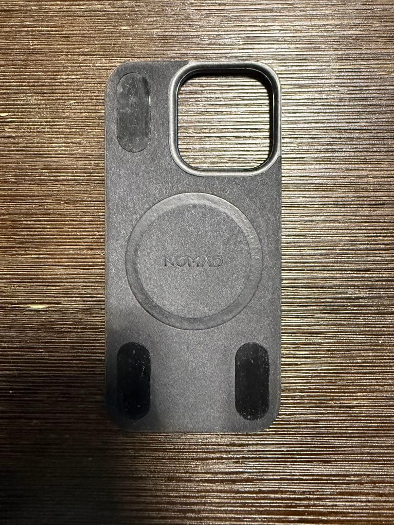 iPhoneアクセサリー NOMAD iPhone 16Pro Magnetic Leather Back