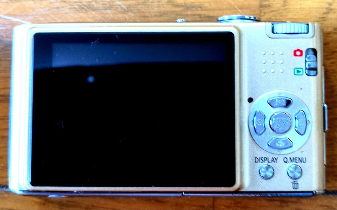 デジカメ カメラ Panasonic LUMIX DMC-FX35 匿名配送！