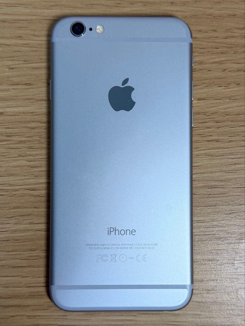 iPhone6 シルバー　docomo 64GB