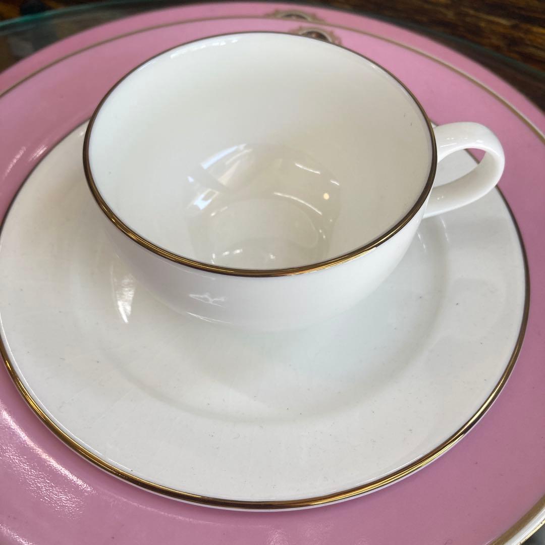 鈴木その子さんSONOKOシリーズ 大皿小皿 カップ&ソーサー フィギュア付き