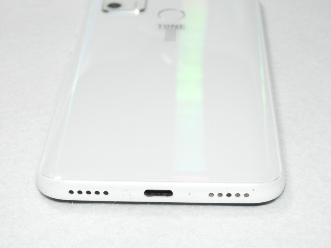 トーンモバイル TONE e21 128GB SIMフリー