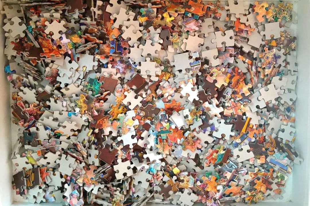 ジグソーパズル1000ピース　ジュエリンセス