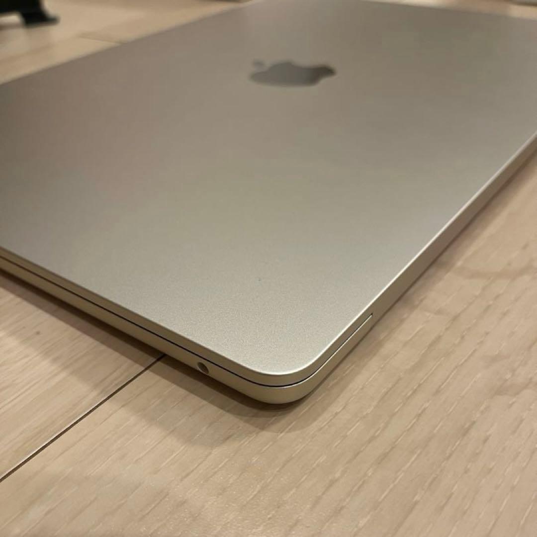 Apple MacBook Air M2 15インチ 8GB 256GB