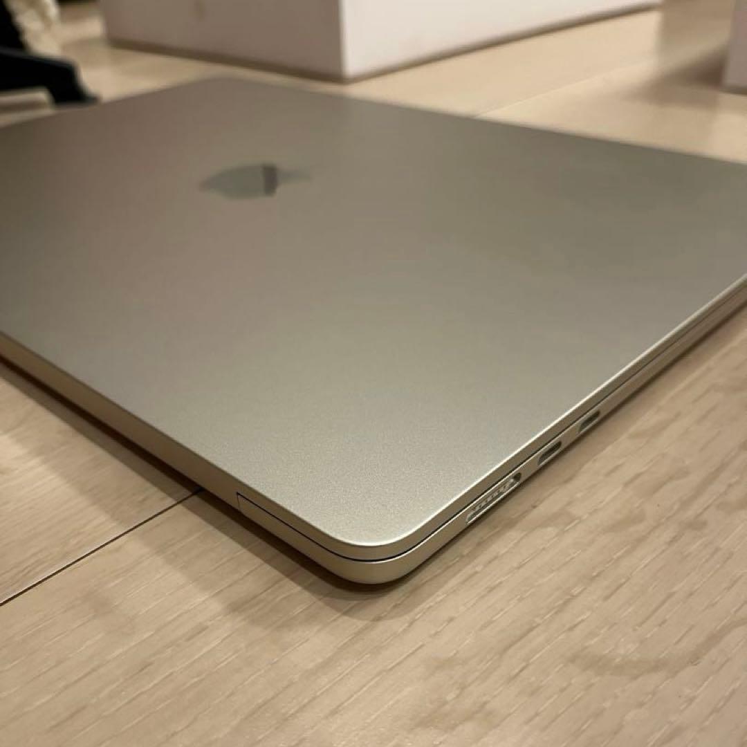 Apple MacBook Air M2 15インチ 8GB 256GB