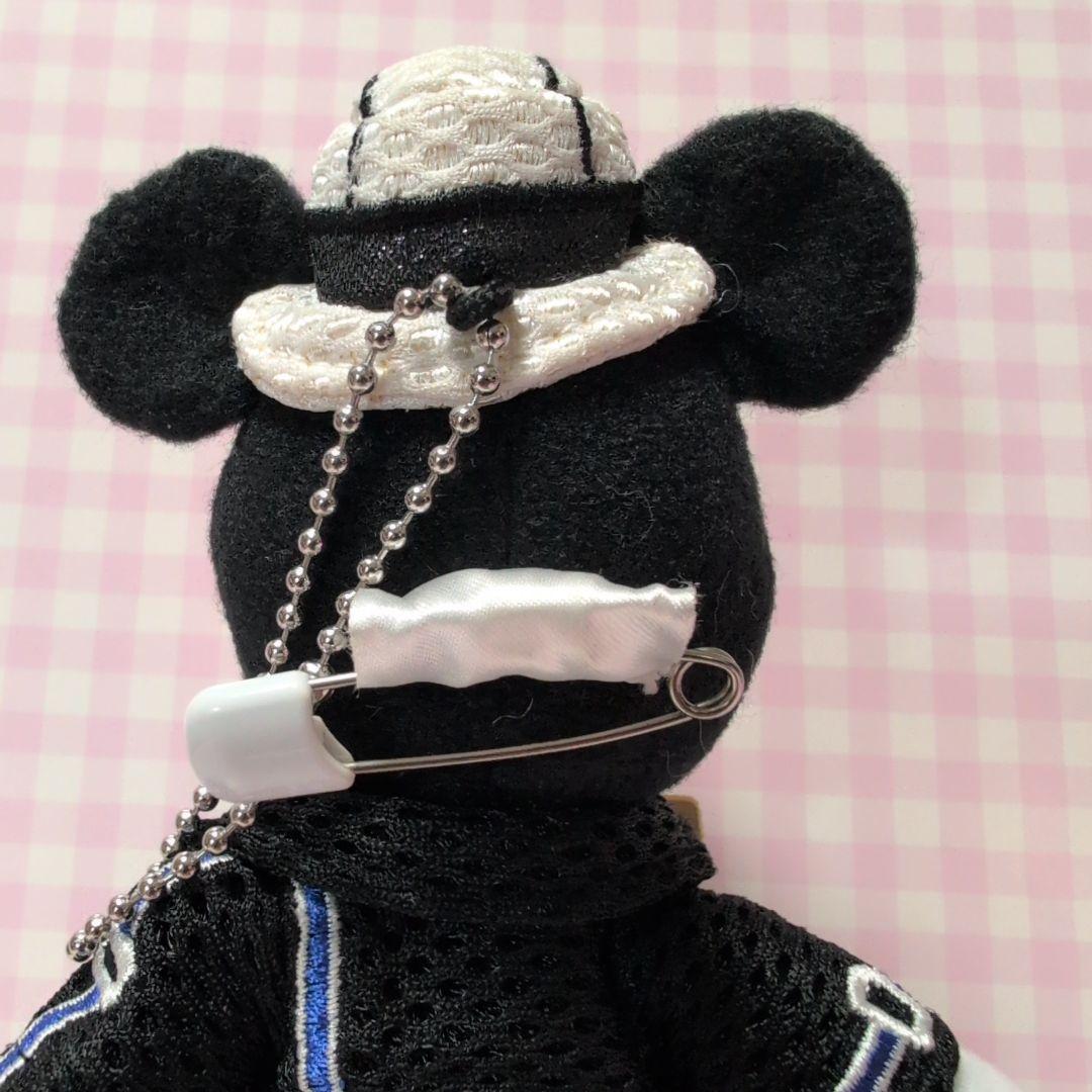 クラブマウスビート　ミッキーマウス　ぬいぐるみバッジ　黒ジャケ
