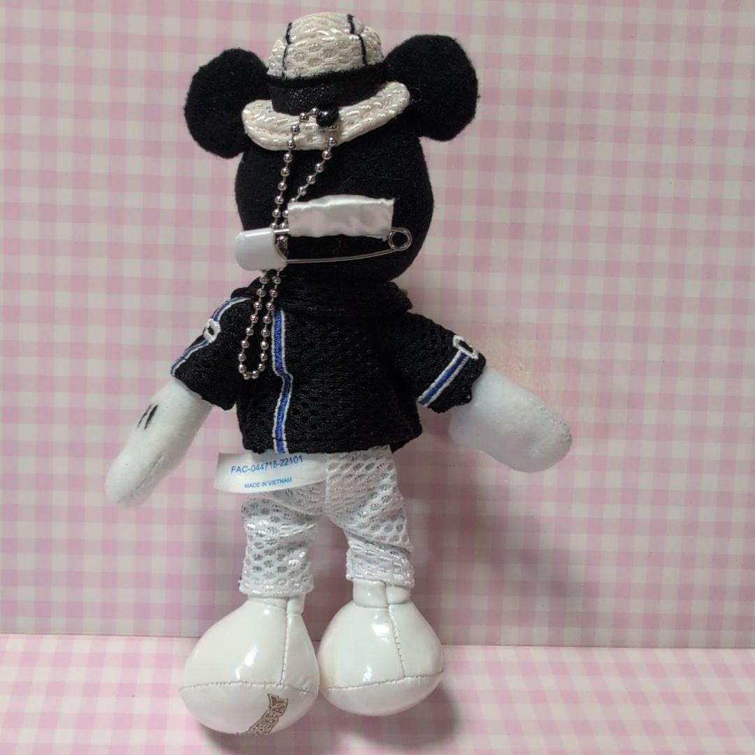 クラブマウスビート　ミッキーマウス　ぬいぐるみバッジ　黒ジャケ