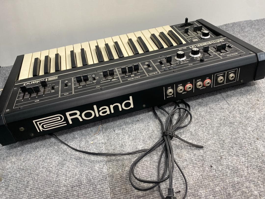 Roland SH-09 シンセサイザー