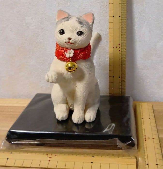 招き子猫　古布縮緬　ハンドメイド　手作り