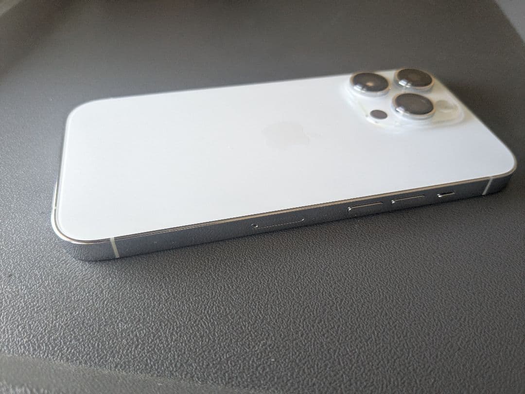 【美品】Apple iPhone 14 Pro シルバー 本体128 SIMフリ