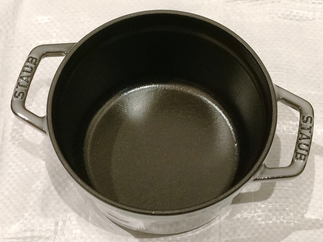 STAUB　ストウブ　ピコ・ココット ラウンド 14cm　両手鍋　フランス製