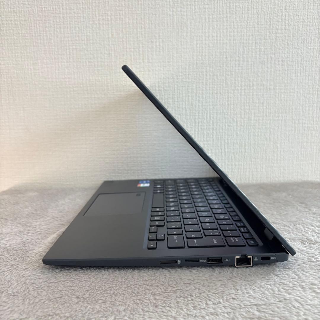 美品DYNABOOK G83 KW 12世代 i5軽型ノートPC 512 LTE