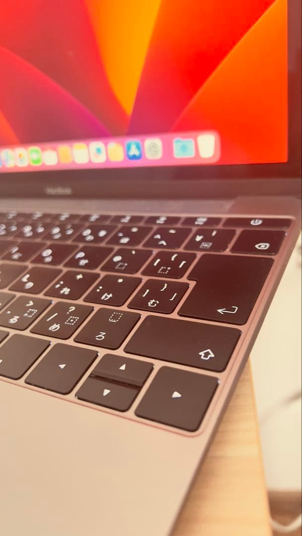 動作化ですがジャンク扱い。MacBook 12インチ 2017 バッテリー✖️