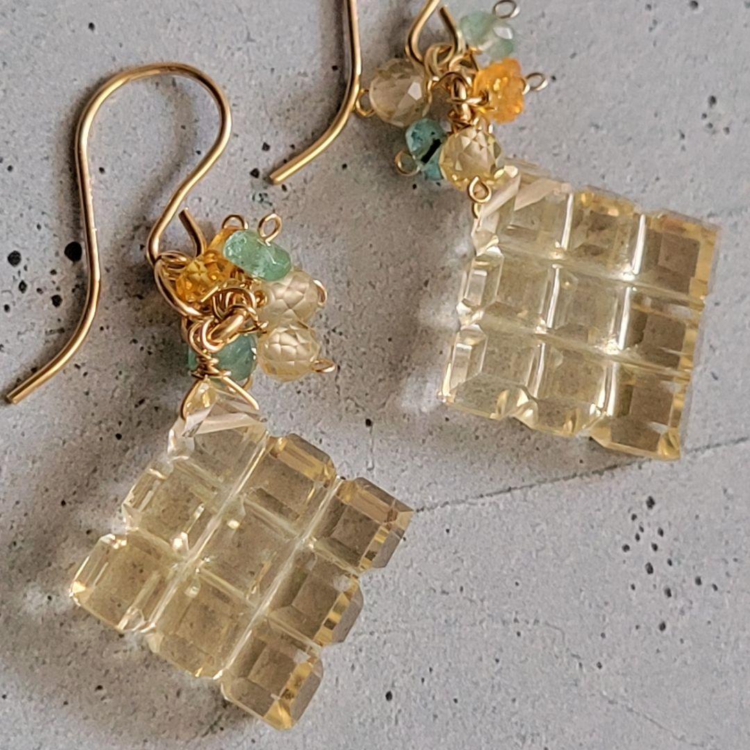 のんたん様 シトリン カービング ピアス