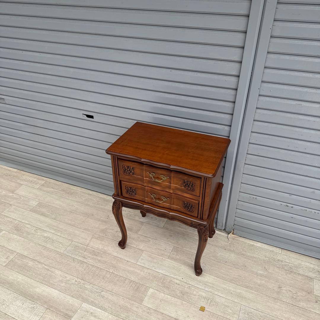 展示品　イタリア　クラウディオサオンチェッラ　コンソール　チェスト猫脚　彫刻