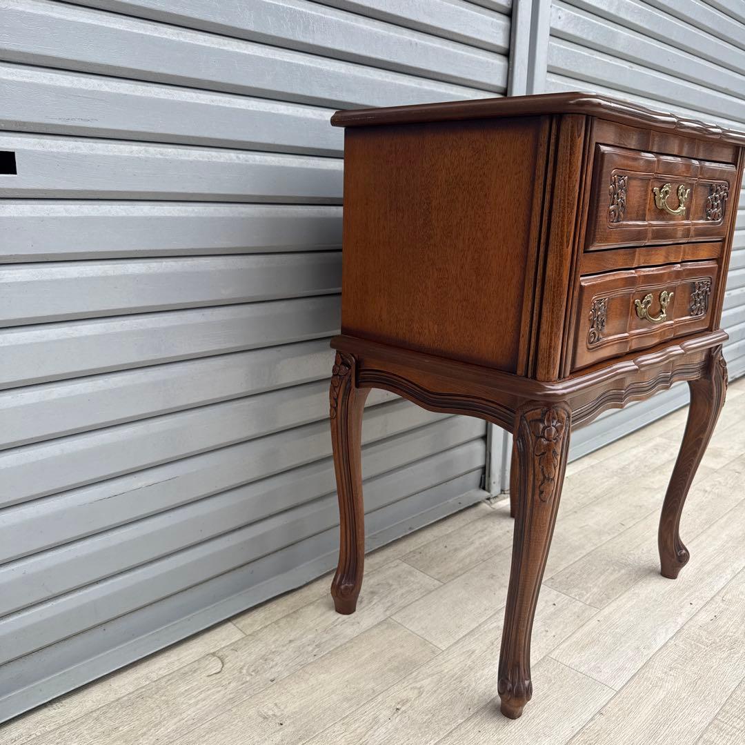 展示品　イタリア　クラウディオサオンチェッラ　コンソール　チェスト猫脚　彫刻