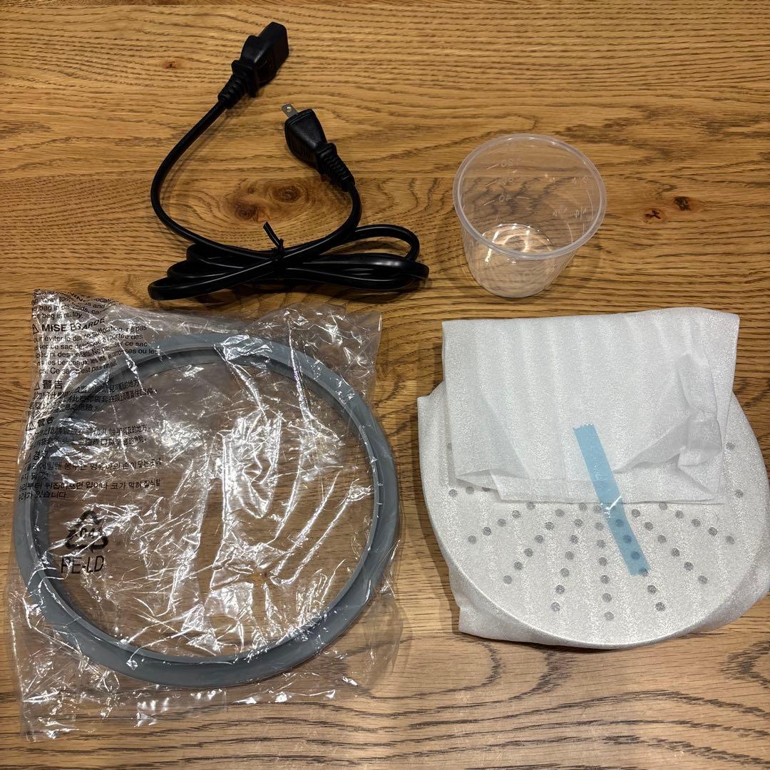 siroca 電気圧力鍋 おうちシェフ　PRO ホワイト　SP-2DS271