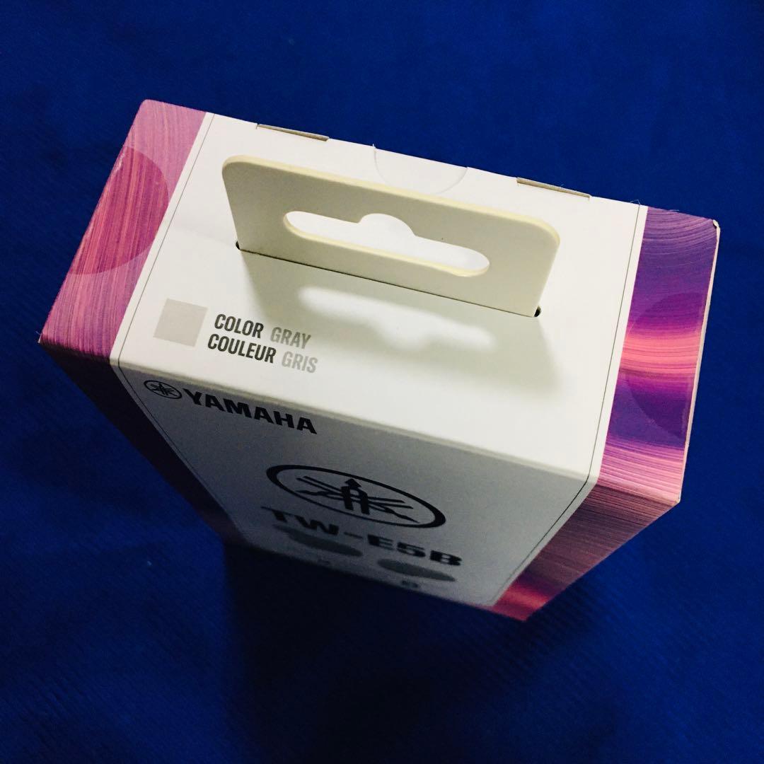 新品 未開封 Yamaha TW-E5B ワイヤレスイヤホン グレー ヤマハ