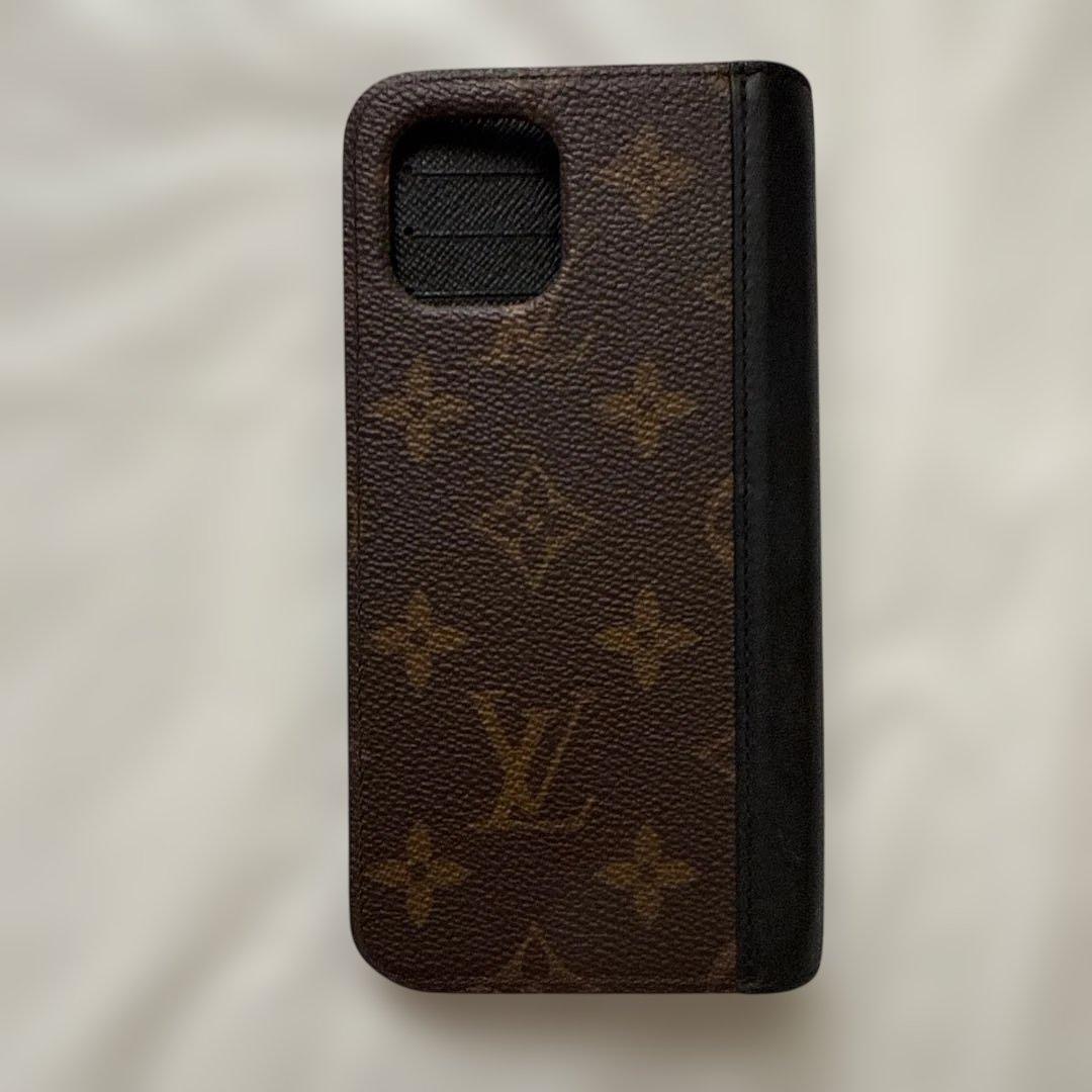 ルイヴィトン　モノグラム 手帳型スマホケース　iPhone11