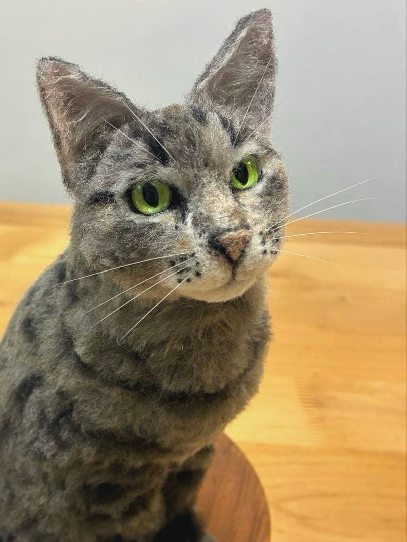 羊毛フェルト　猫　お座り