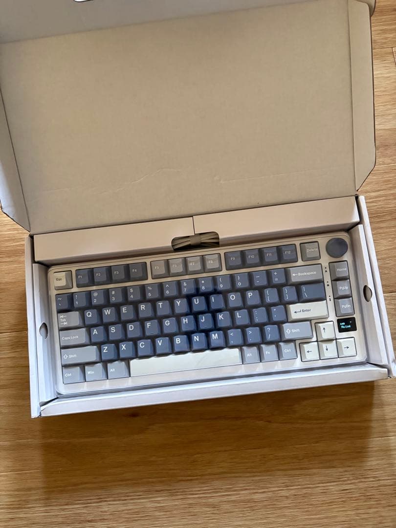 週末限定SALE★美品★ Kludge M75 キーボード
