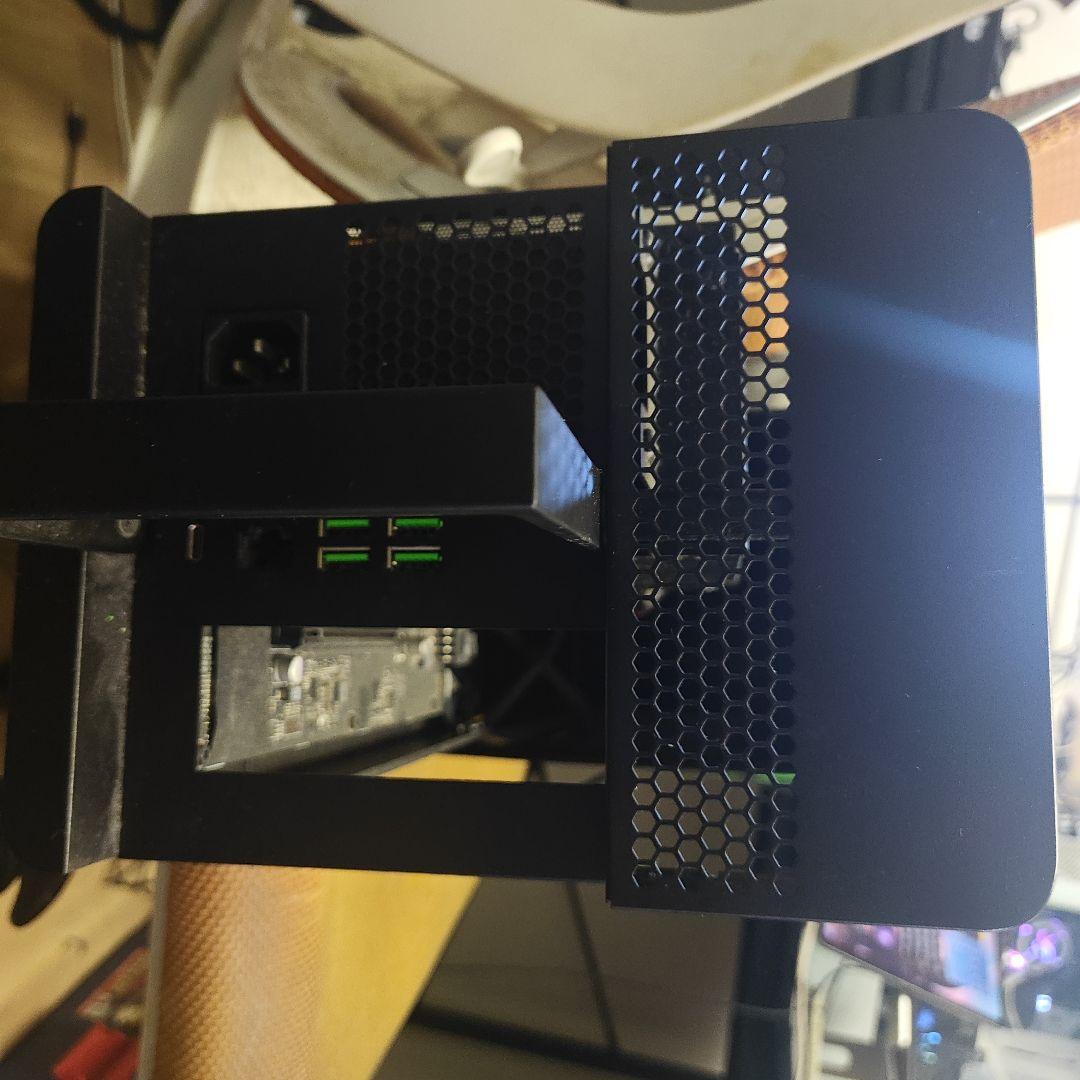 Razer Core X 外部GPUエンクロージャー