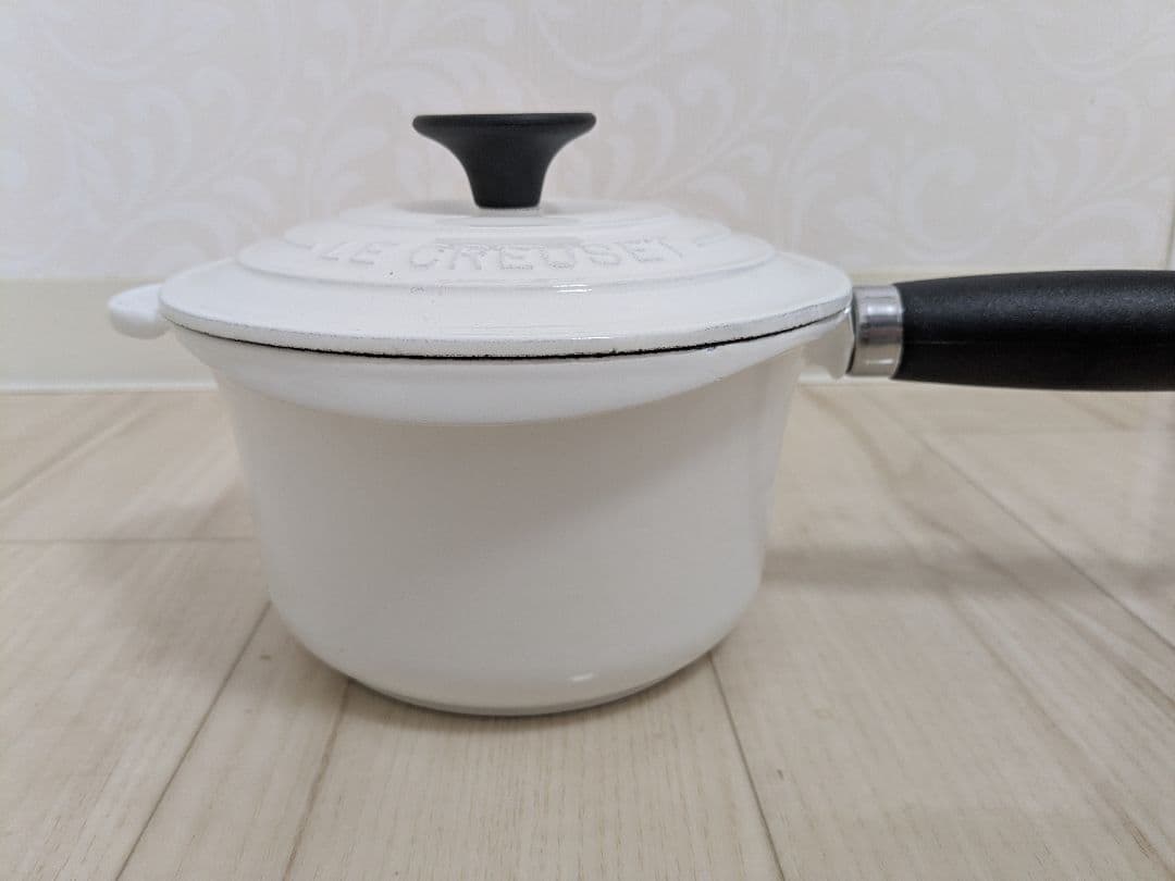 LE CREUSET ホワイト片手鍋　ソースパン　ル・クルーゼ