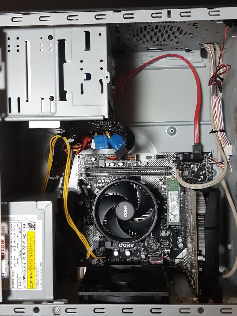 自作PC　RYZEN5 1600・8GB・128GB・GTX750Ti