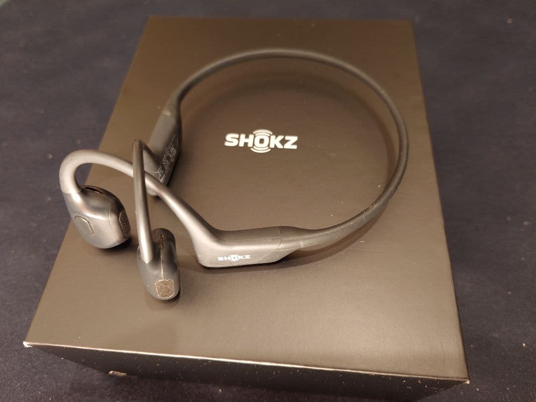 SHOKZ OPENRUN PRO 骨伝導イヤホン