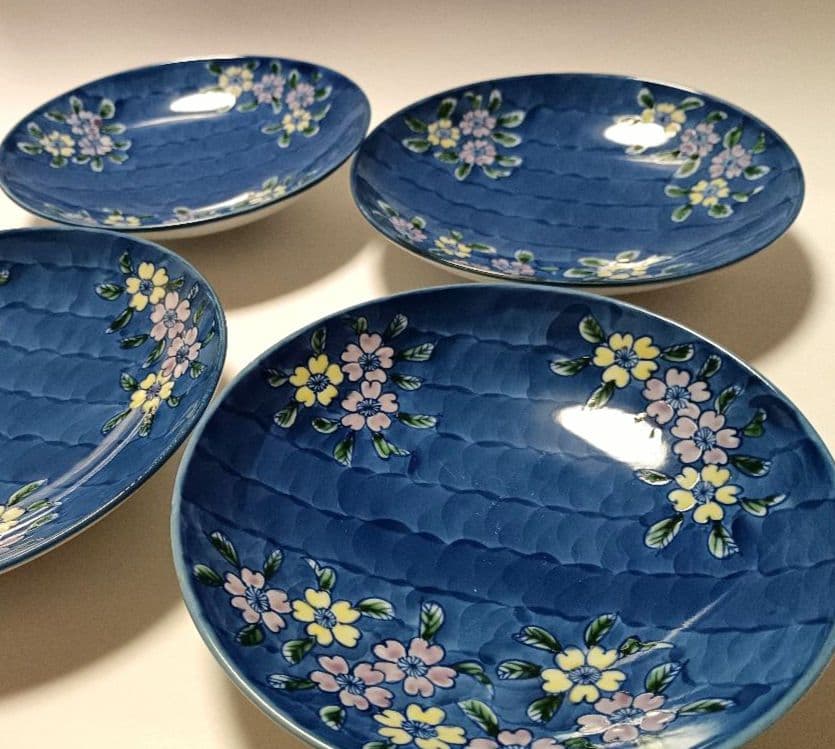 源右衛門窯 染錦桜濃(そめにしきさくらだみ) 銘々皿 4枚組