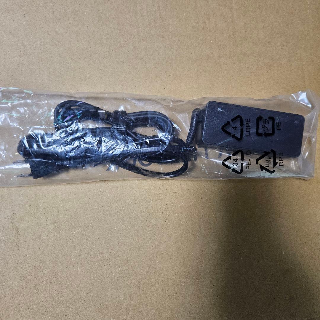 LIFEBOOK WU5／J3 14インチ/Core Ultra 7/16GB