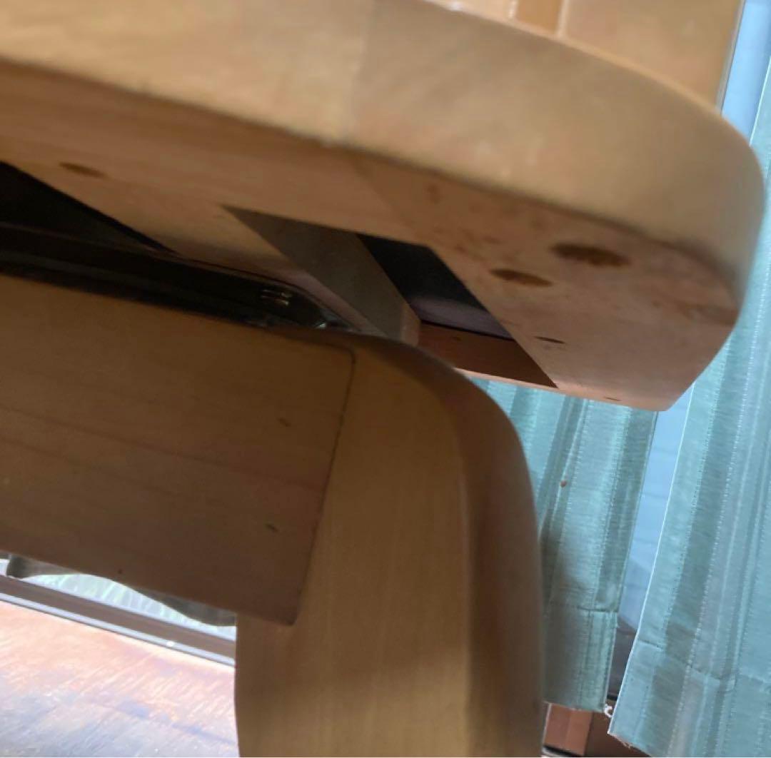 ニトリ木製イス1