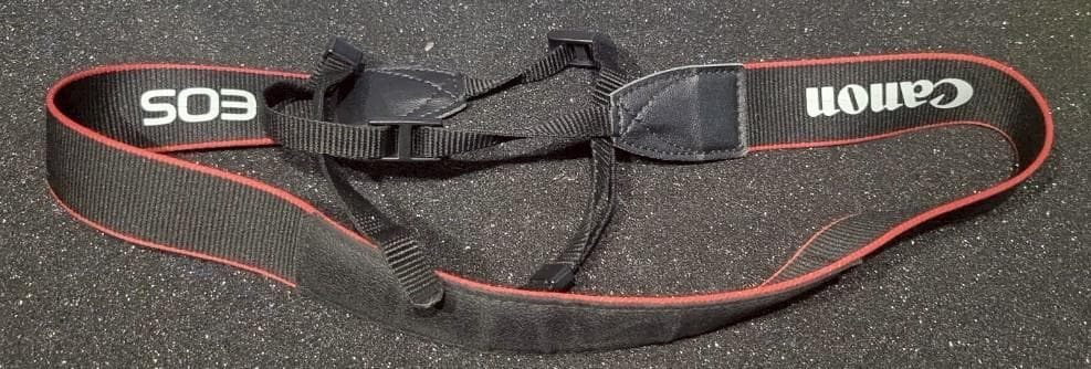 【レンズ付き】Canon EOS Kiss X7+レンズ EF-S18-55mm