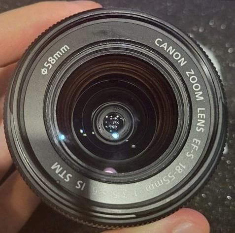 【レンズ付き】Canon EOS Kiss X7+レンズ EF-S18-55mm