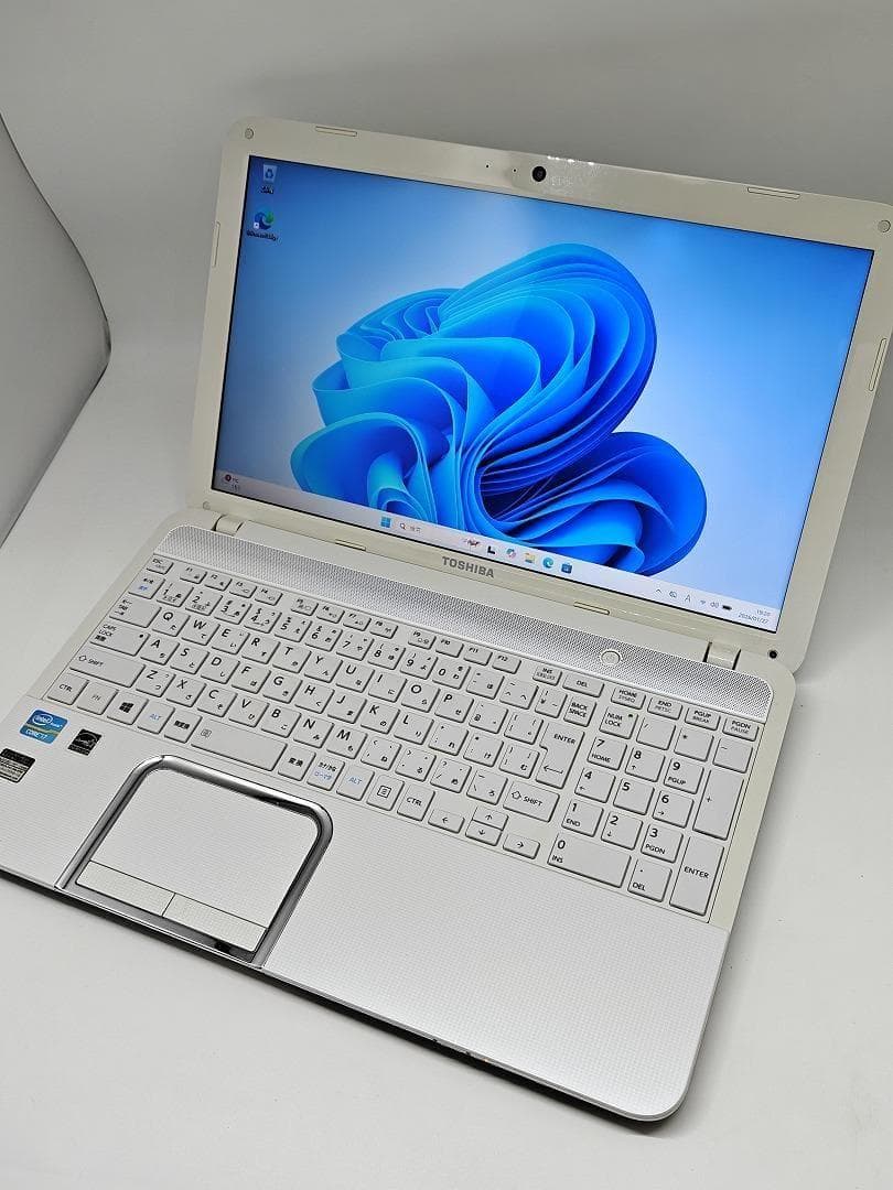 【東芝】爆速 Corei7/新品SSD256GB ノートパソコン D10