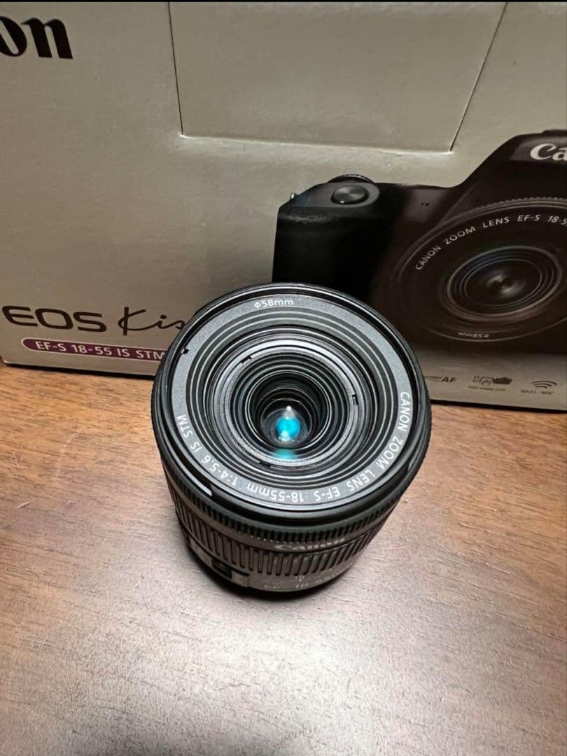 値下げ中Canon EOS Kiss X9 デジタル一眼レフカメラ レンズキット