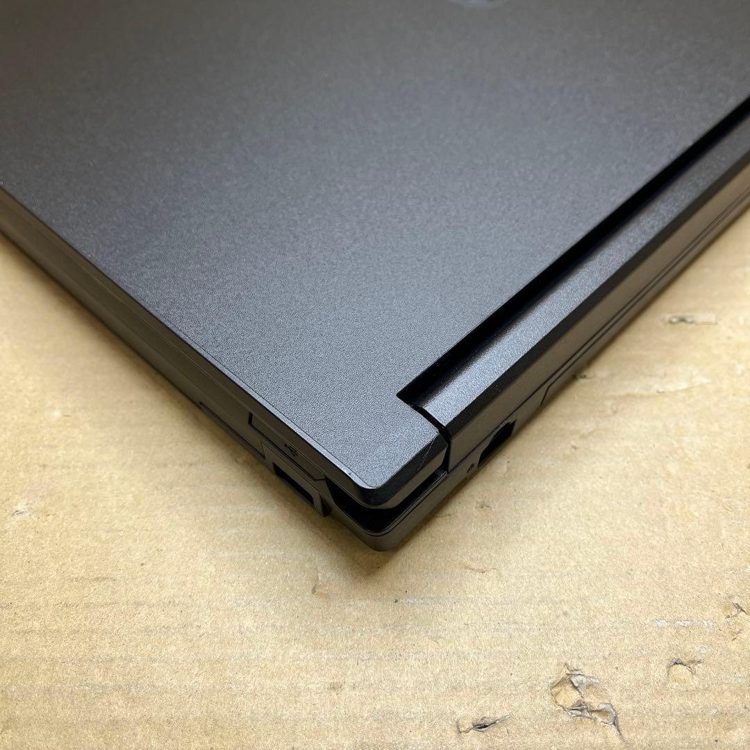 富士通 FMV LIFEBOOK A579/B FMVA64007