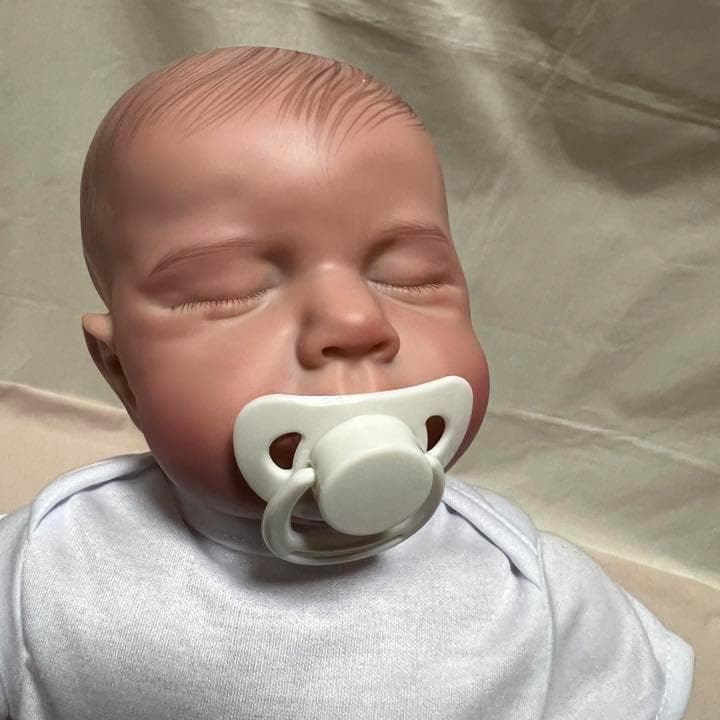 リボーンドール セラピードール　癒し　赤ちゃん 人形 リアル ドール 男の子