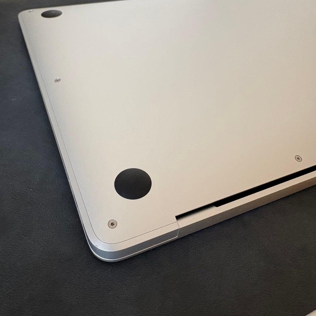 Apple MacBook Air M1 8G/512GB 上位モデル