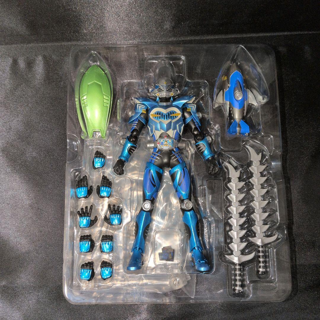 仮面ライダーアビス　フィギュアーツ