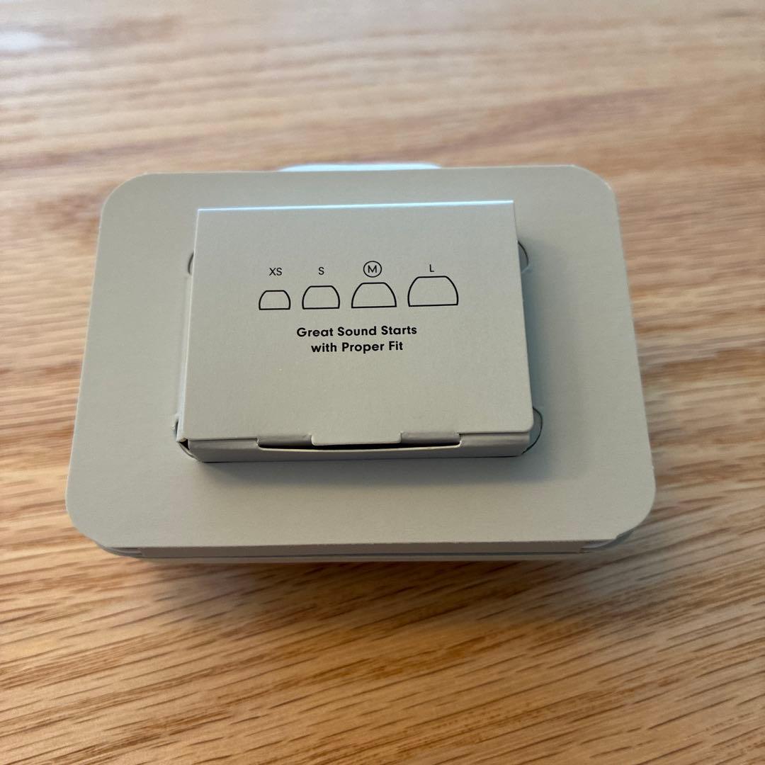 Beats Solo Buds ワイヤレスイヤホン レッド サイズ試しのみ！