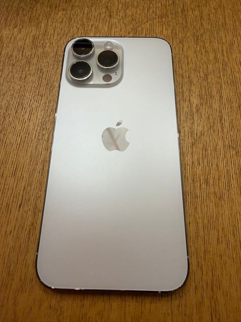 む*ん様 Apple iPhone 14 Pro Max 256ギガ　シルバー