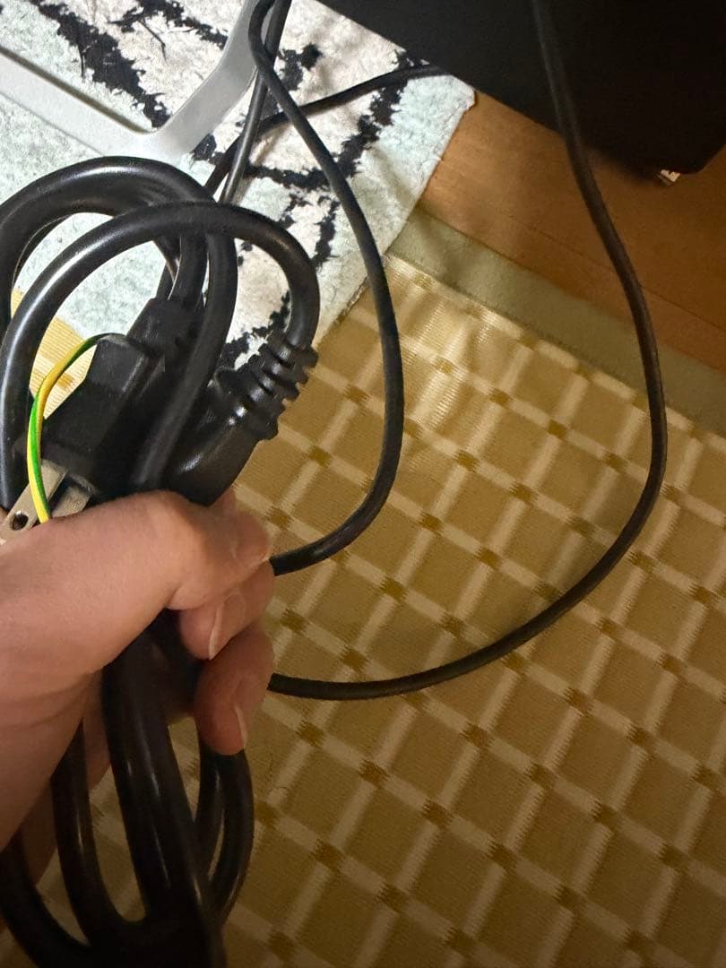 31.5型ワイド液晶ディスプレイ LCD-DF321XDB