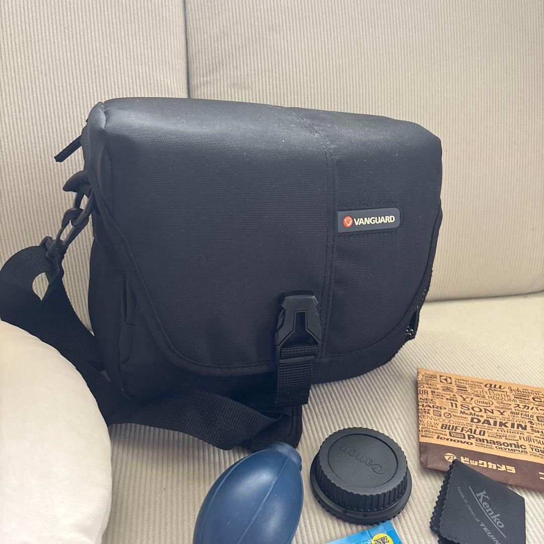 Y*i様 CANON EOS 80D ダブルズームキット 保証書付きフルセット