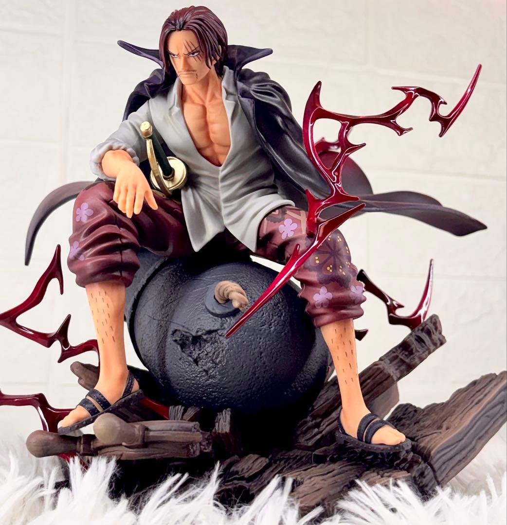 シャンクス　フィギュア　リペイント　ONE PIECE ジオラマ　プライズ