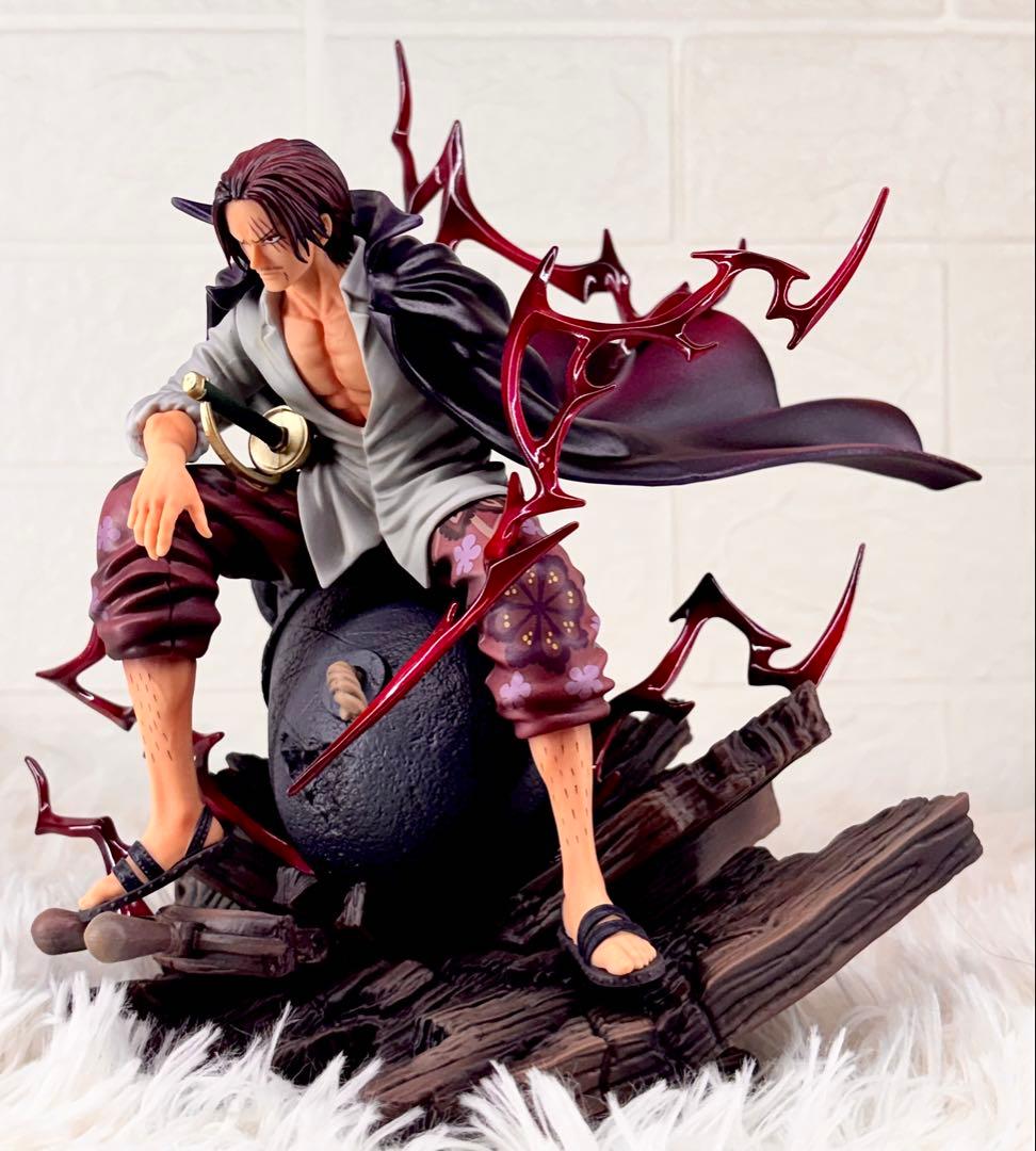 シャンクス　フィギュア　リペイント　ONE PIECE ジオラマ　プライズ