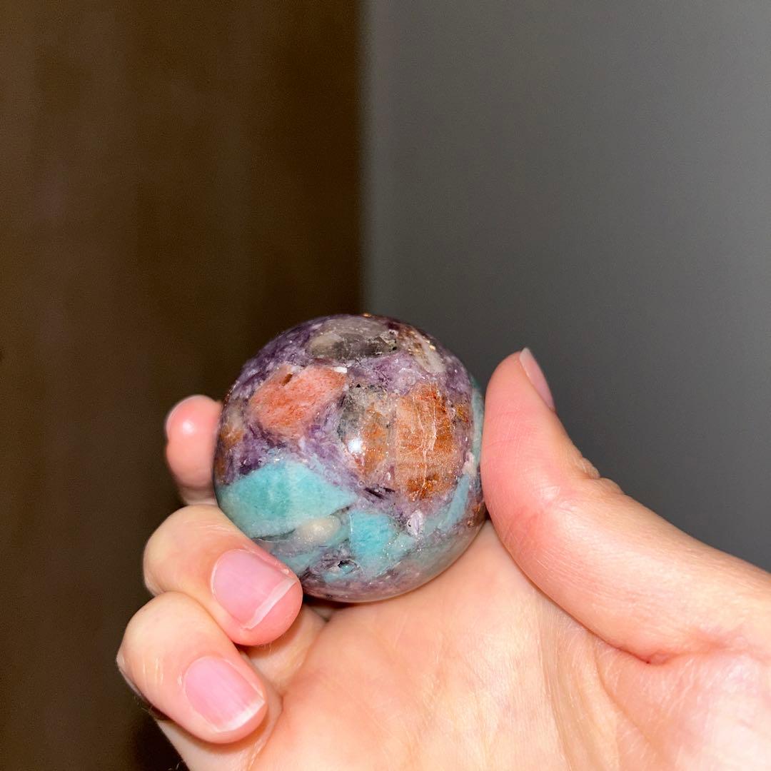 ①アマゾナイト サンストーン レピドライト 共生 スフィア レア 45.9ミリ