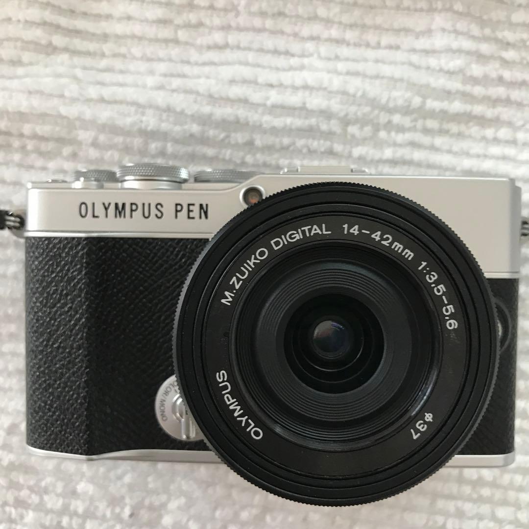 オリンパス PEN E-P7 14-42mm EZレンズキット USEDです