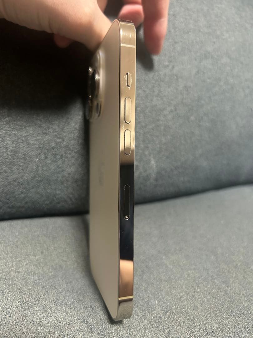 iPhone14Pro ゴールド128GB SIMフリー　新品フィルムレンズ付き