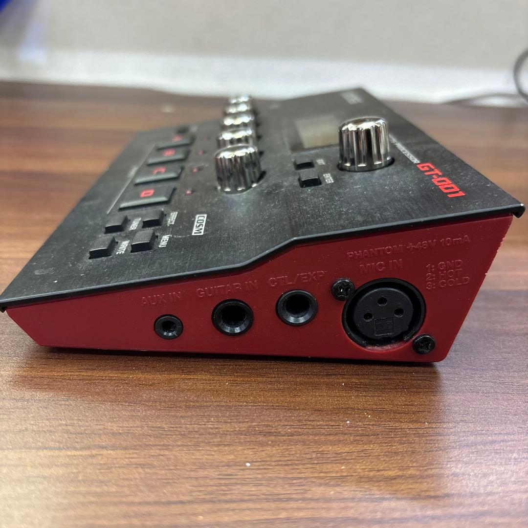 BOSS GT-001 Guitar Effects Processor ギター
