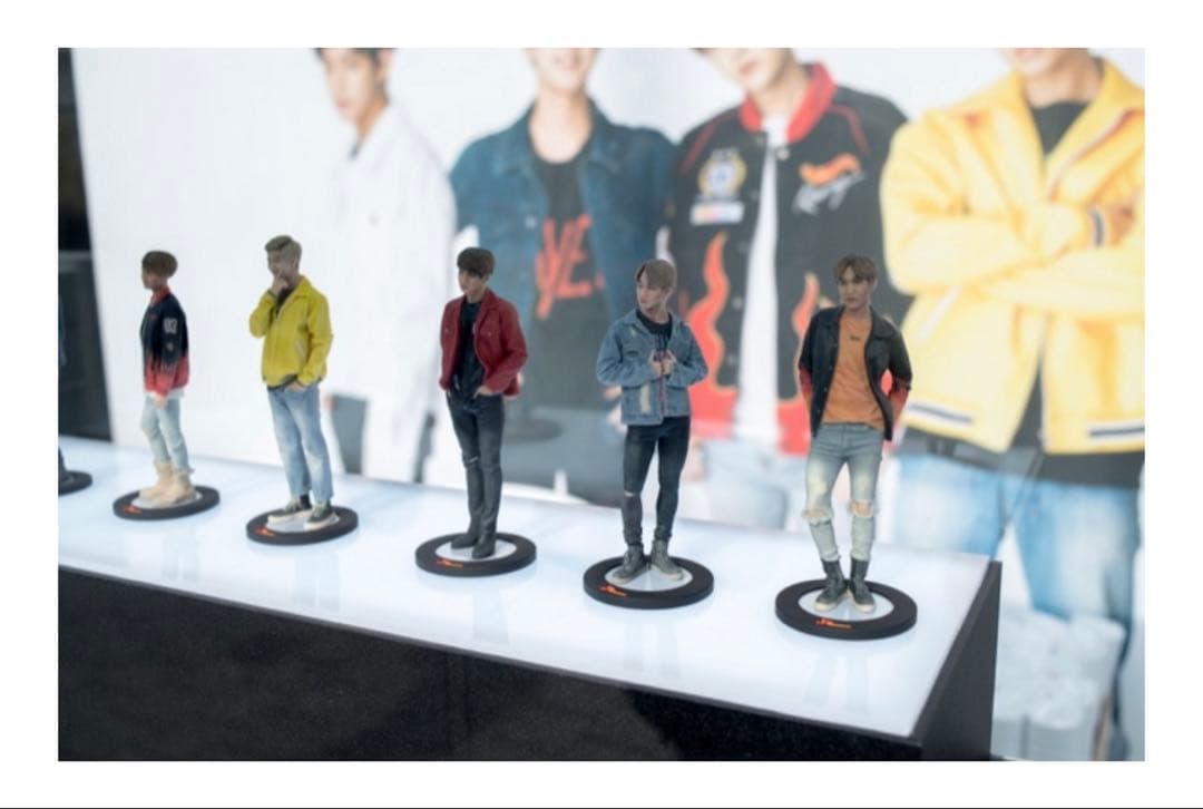 BTS SK telecom テレコム公式　フィギュア　ジョングク グク